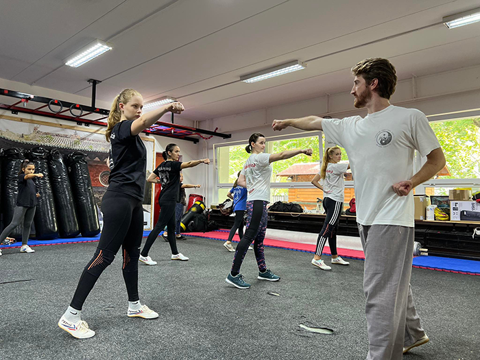 罗兰大学孔子学院举办秋冬季功夫课程